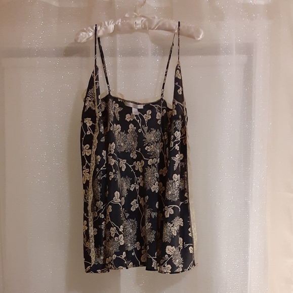 VS tie front nightie - Picture 9 of 11